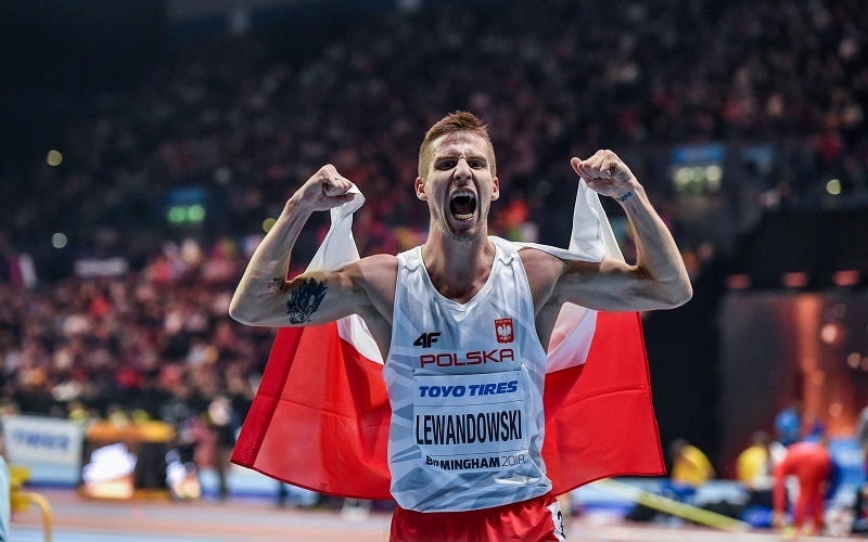 Marcin Lewandowski zareagował na rekord świata polskiej sztafety