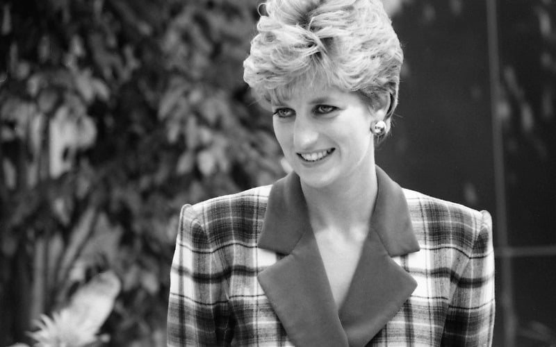 Książę Harry wiedział, że księżna Diana zginie w wypadku? Zaskakujące wyznanie!