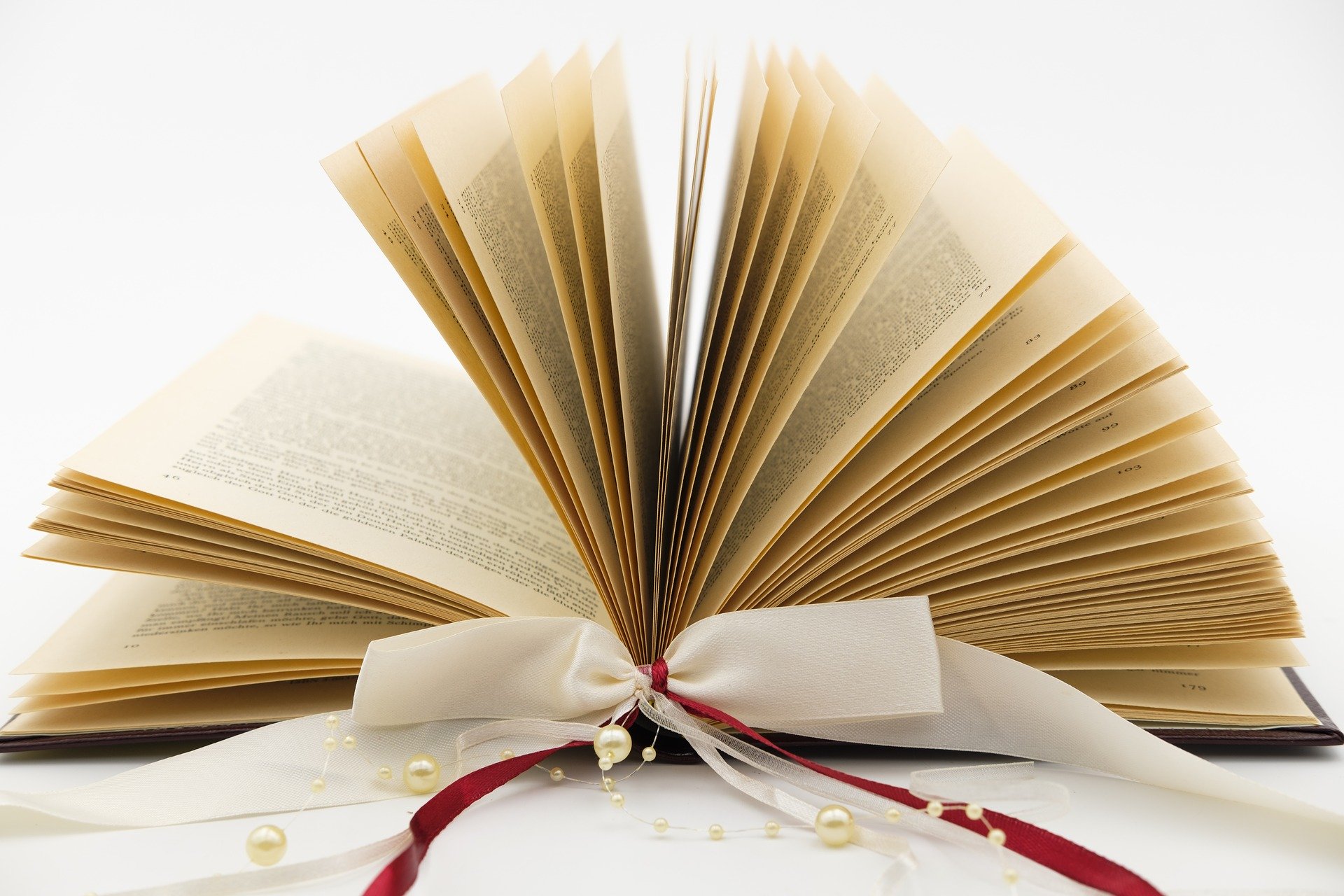 Co czytać w grudniu? Świąteczne książki - część druga