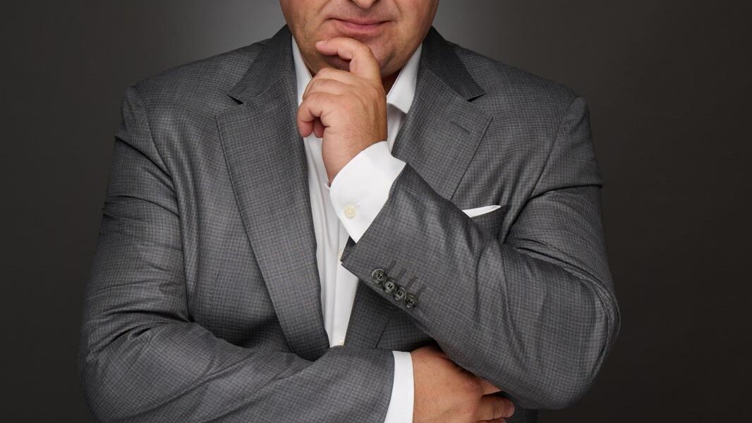 napiecia-na-bliskim-wschodzie-wstrzasaja-rynkami-ropa-i-zloto-drozeja-inwestorzy-szukaja-bezpiecznych-przystani