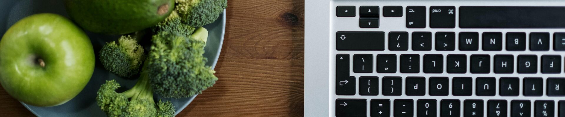 zdrowy-e-commerce-pierwszy-raport-e-izby-kompleksowo-omawiajacy-stan-zdrowia-menedzerow-zarzadzajacych-najdynamiczniej-rozwijajacym-sie-sektorem-gospodarki