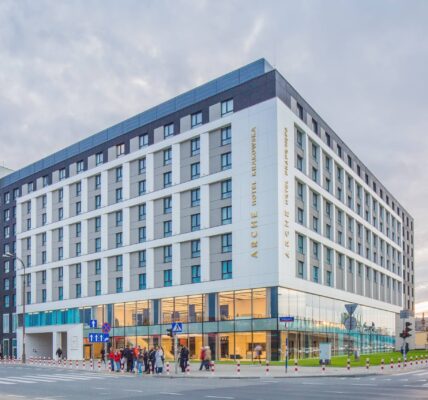 hotel-blisko-lotniska-wybor-czy-koniecznosc